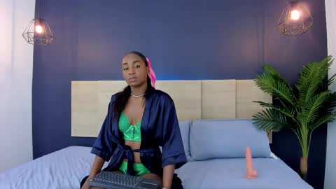 nathy_ross online show from February 12, 4:33 am