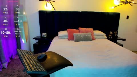 nattashaa online show from March 3, 11:36 am