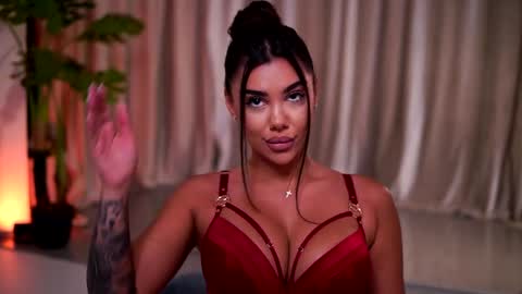 Naty online show from August 2, 7:17 pm
