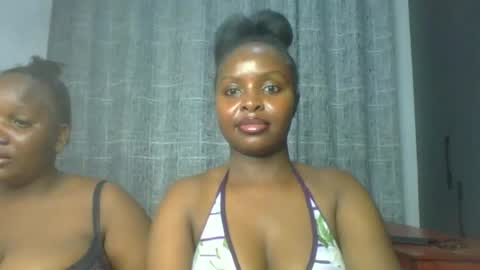 naughtty_bella8 online show from July 9, 8:11 pm