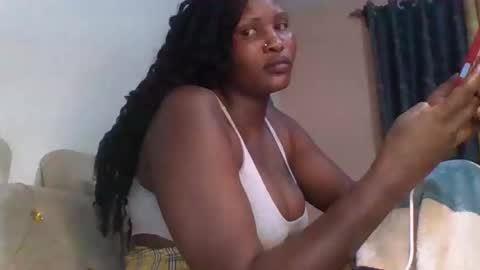 naughty8779 online show from November 19, 7:58 pm