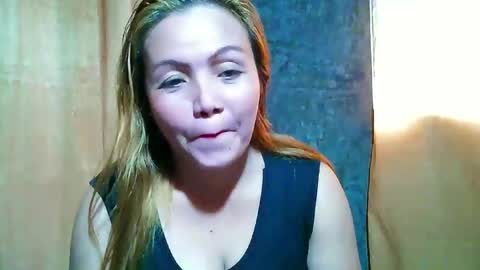 Jenn online show from January 8, 7:01 am