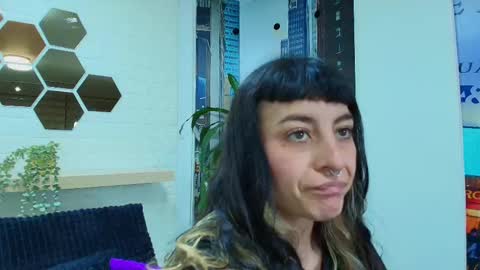 Kitten online show from March 10, 11:12 am