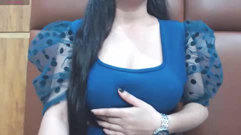 riya online show from December 22, 6:33 pm