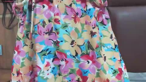 riya online show from December 14, 8:58 pm