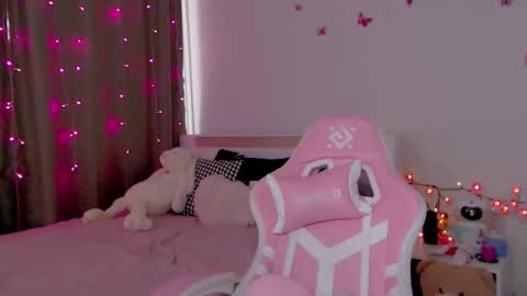 Mable online show from October 31, 5:53 am