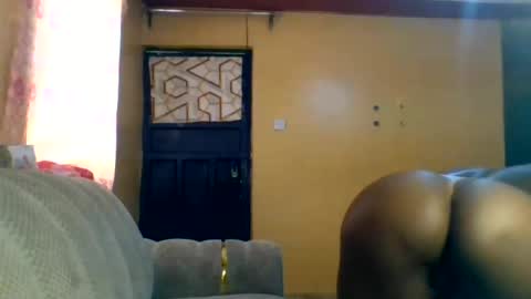 Bree doll online show from July 3, 11:38 am