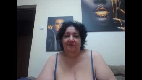 Snapshot of naughtykorin chatting on September 15, 9:22 pm korin online show from September 15, 9:22 pm