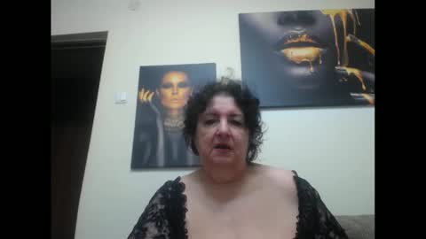 Snapshot of naughtykorin chatting on September 13, 6:16 pm korin online show from September 13, 6:16 pm