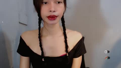 Celine online show from October 2, 10:59 pm