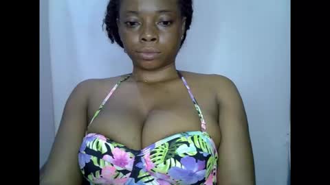 Snapshot of naughtyxcuntx chatting on October 6, 6:23 pm naughtyxcuntx online show from October 6, 6:23 pm