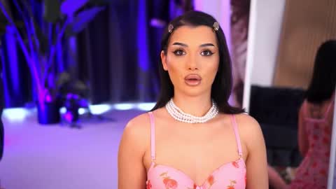 Chloe online show from February 10, 10:07 am