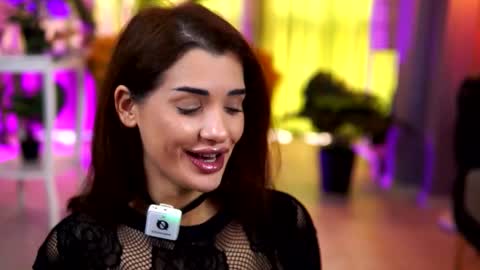 Chloe online show from March 13, 5:53 am