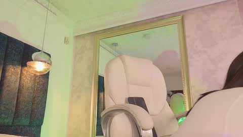 Juli  online show from February 15, 11:06 am