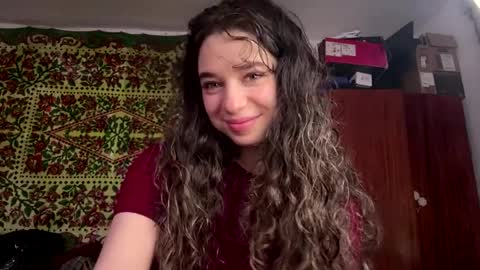 Angelihee online show from April 5, 10:58 am