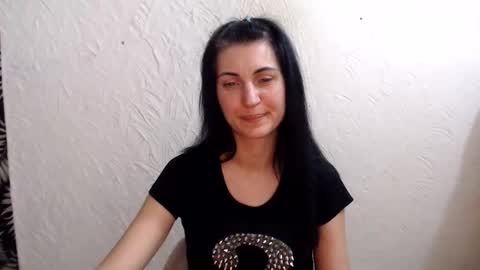 Nensy online show from March 7, 9:11 pm