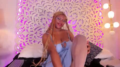 Nessa fox online show from October 6, 7:40 pm