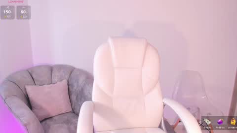 Nia online show from January 29, 1:07 pm