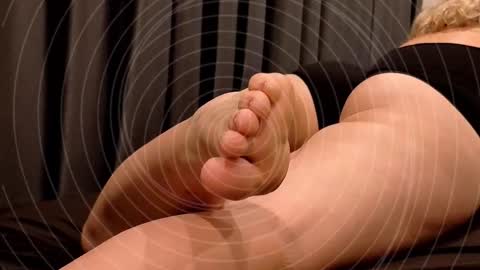 Kim online show from February 8, 11:47 am