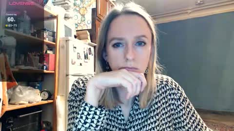 Kathrine online show from November 11, 6:49 pm