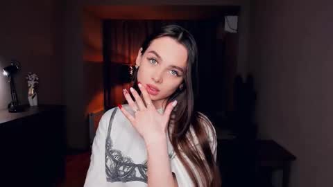 Nicole online show from January 8, 7:51 pm