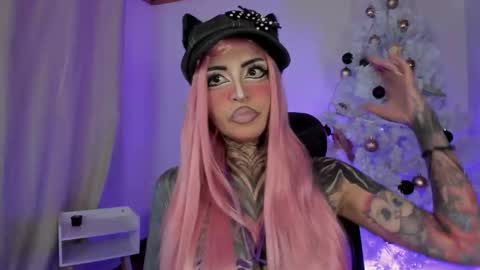   Help me reach 100 thumbs up online show from December 15, 8:08 am