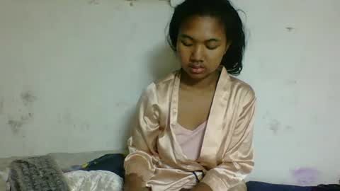 nickiqqyuu online show from July 17, 12:48 am
