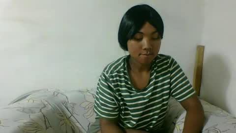nickiqqyuu online show from July 7, 7:23 am