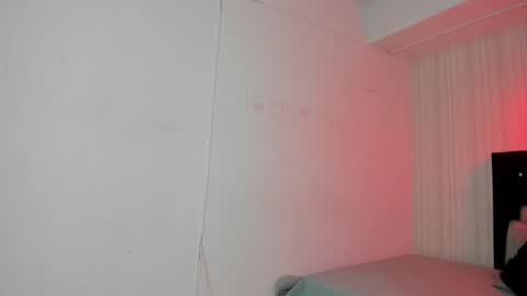 Snapshot of nicky_pop chatting on March 11, 6:41 pm nicky_pop online show from March 11, 6:41 pm