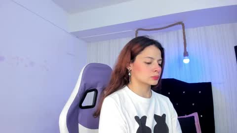 Snapshot of nicky_pop chatting on October 6, 6:34 pm nicky_pop online show from October 6, 6:34 pm