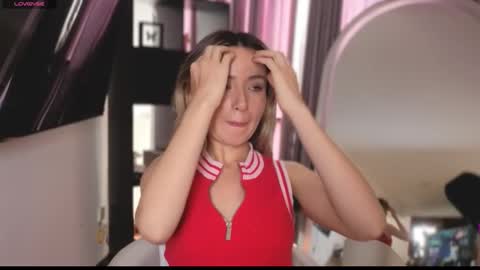 Nicky online show from December 19, 4:21 pm