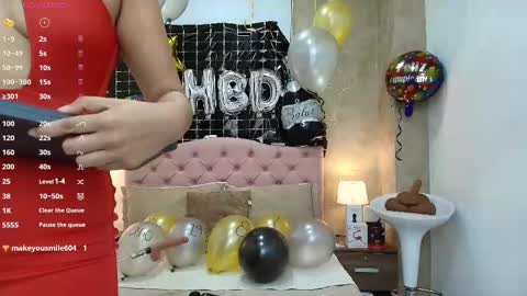 Nicol Alvarez online show from February 24, 4:04 am