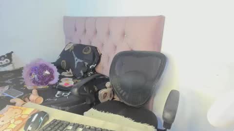 Nicol sanchez online show from March 14, 2:23 am