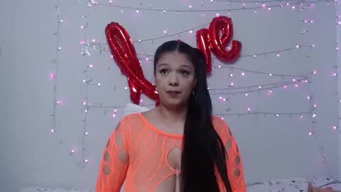 Nicol online show from February 25, 1:32 pm