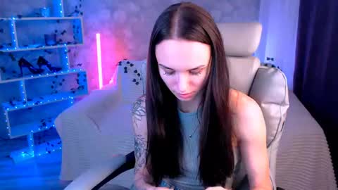 Nicole online show from July 8, 7:16 pm