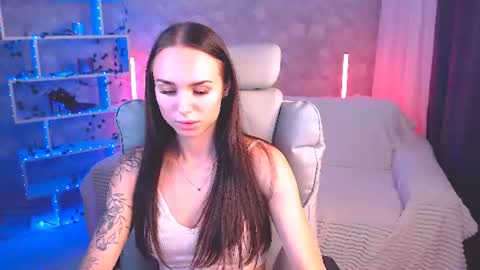 Nicole online show from July 23, 5:54 pm