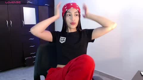 Nicole online show from February 28, 8:19 pm