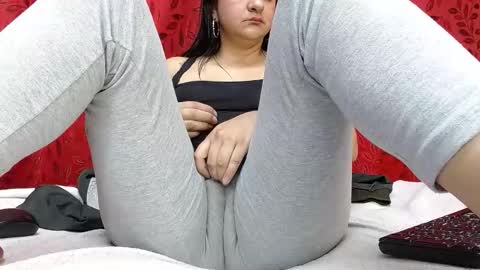 NICOLLE online show from May 30, 11:54 pm