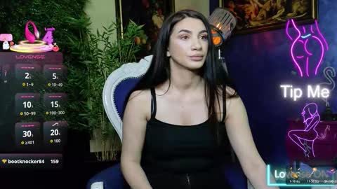 Nicolle online show from November 23, 12:18 pm