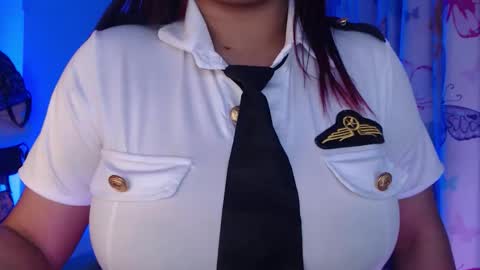 Nicolle Miley online show from April 11, 11:25 am