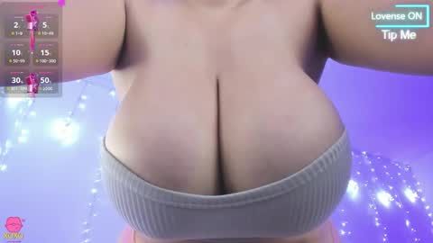 nicolleu99 online show from March 14, 11:55 am