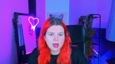 Snapshot of nielletablossom chatting on February 24, 5:09 am Nellie online show from February 24, 5:09 am