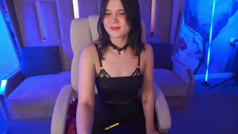 Aylin online show from November 30, 9:30 pm