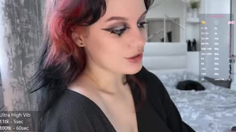 Darcy online show from May 17, 3:22 pm