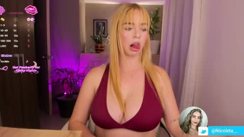 Niicoleta  online show from April 5, 1:37 am