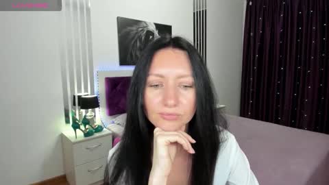 NikaLewis online show from September 21, 5:17 am