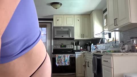 nikkib653466 online show from March 23, 4:57 pm