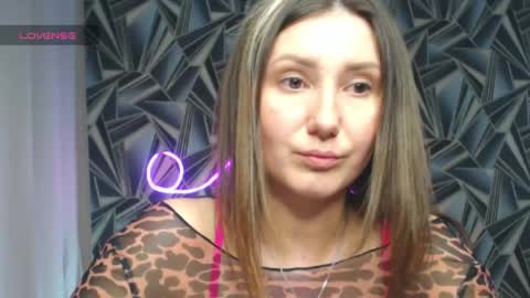 nikkikiss___ online show from March 22, 1:06 pm