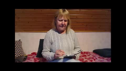 Nikole1 online show from April 19, 9:42 am