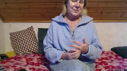 Nikole1 online show from January 10, 11:59 am